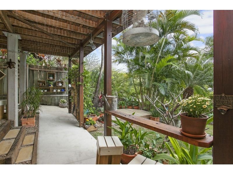 15 Hill Avenue, Burleigh Heads QLD 4220