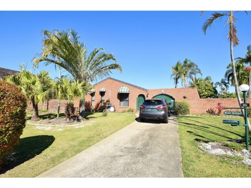 6 Kiwi Court, Burleigh Waters QLD 4220