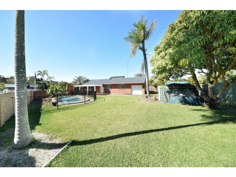6 Kiwi Court, Burleigh Waters QLD 4220