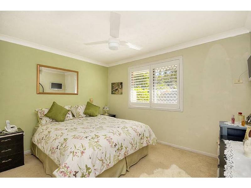 6 Kiwi Court, Burleigh Waters QLD 4220