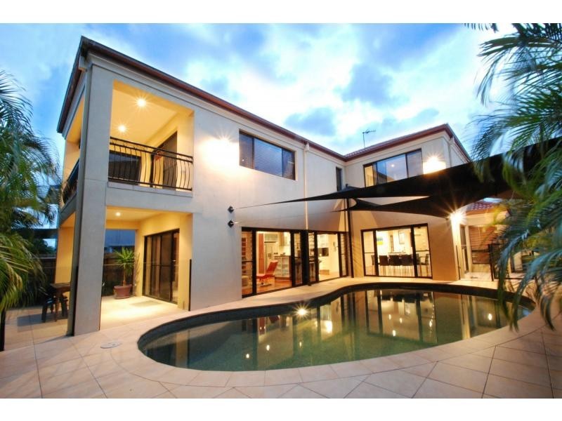 69 Nobby Parade, Miami QLD 4220