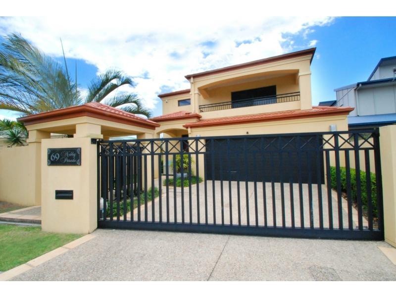 69 Nobby Parade, Miami QLD 4220
