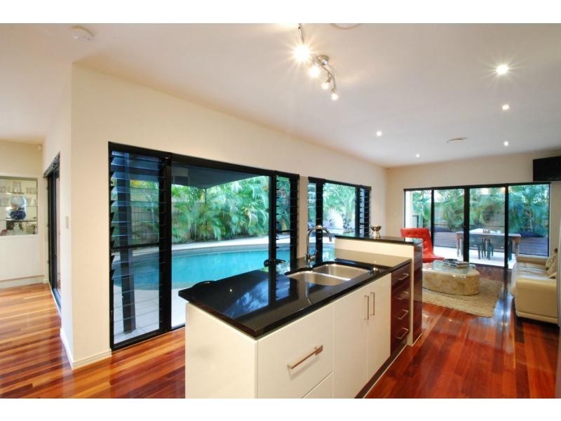 69 Nobby Parade, Miami QLD 4220