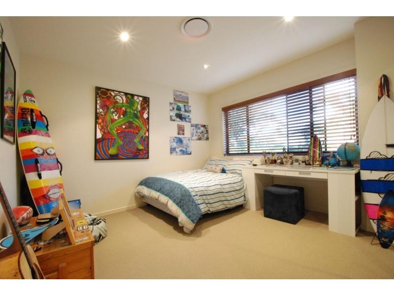 69 Nobby Parade, Miami QLD 4220