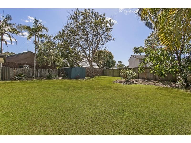 5 Grebe Place, Burleigh Waters QLD 4220