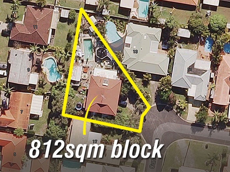15 Curlew Crescent, Burleigh Waters QLD 4220