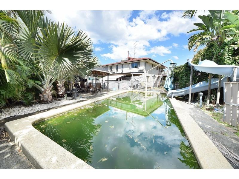 15 Curlew Crescent, Burleigh Waters QLD 4220