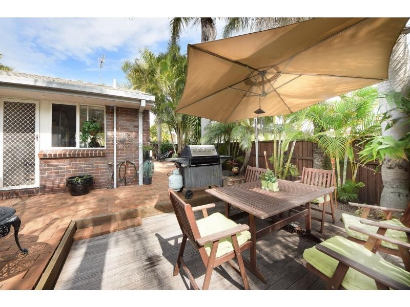 52 Silvabank Drive, Varsity Lakes QLD 4227