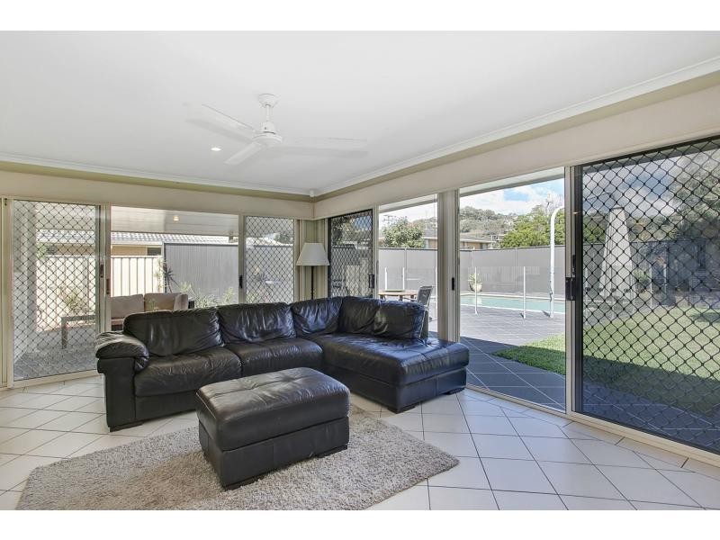 8 Keith Street, Burleigh Waters QLD 4220
