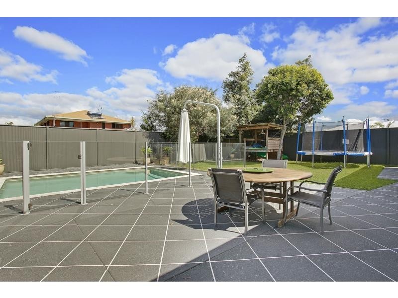 8 Keith Street, Burleigh Waters QLD 4220