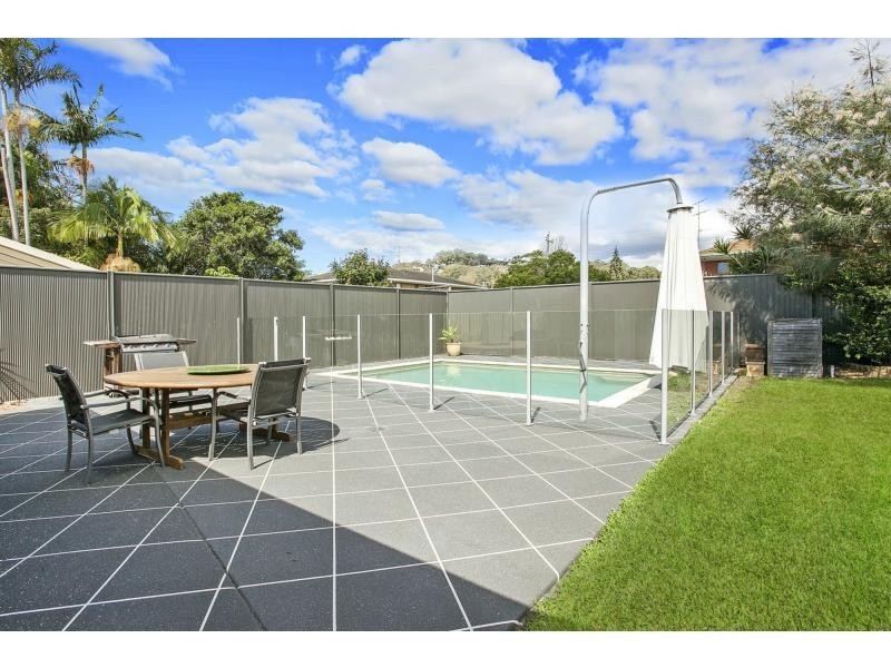 8 Keith Street, Burleigh Waters QLD 4220