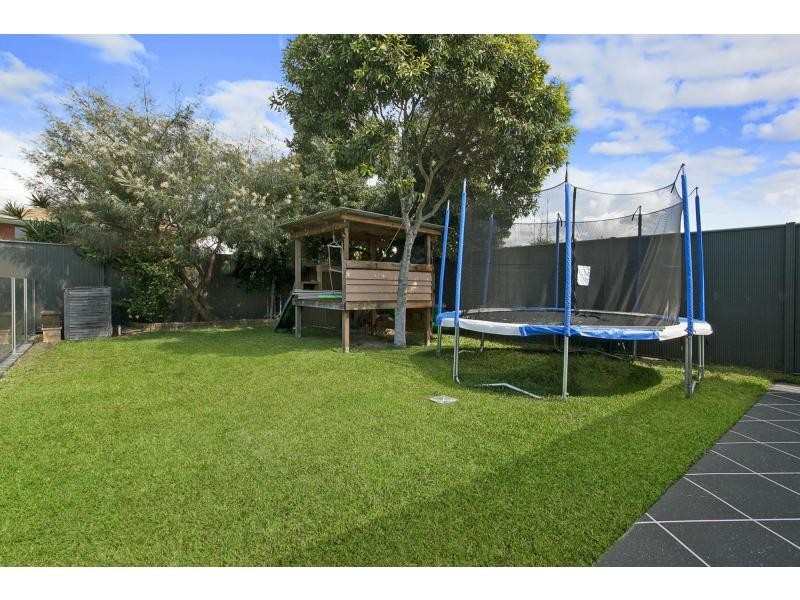 8 Keith Street, Burleigh Waters QLD 4220