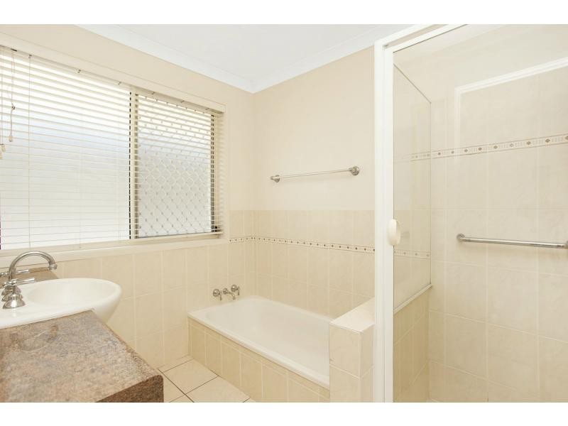 8 Keith Street, Burleigh Waters QLD 4220