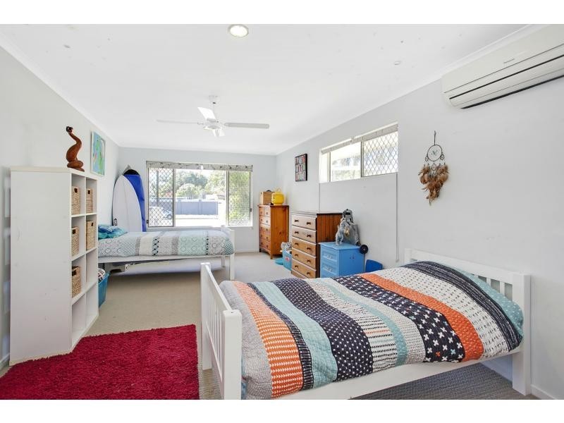 8 Keith Street, Burleigh Waters QLD 4220