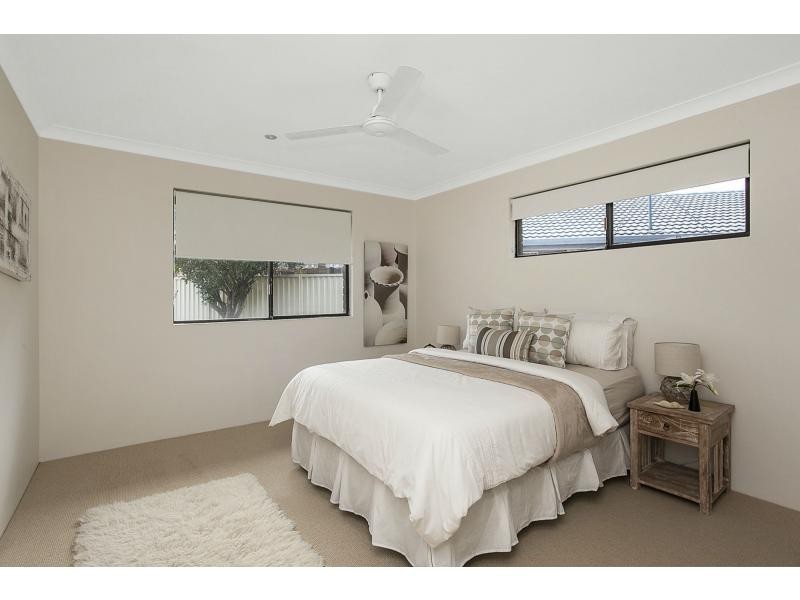 1/24 Adams Avenue, Miami QLD 4220