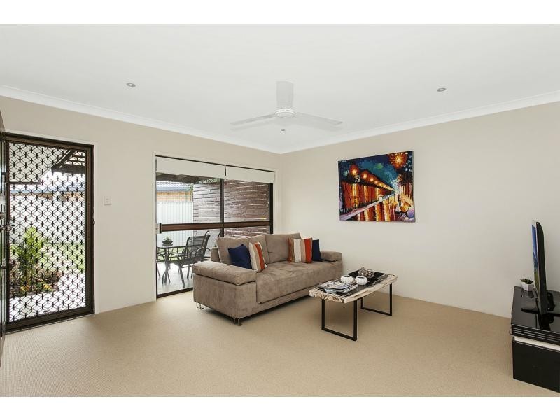 1/24 Adams Avenue, Miami QLD 4220