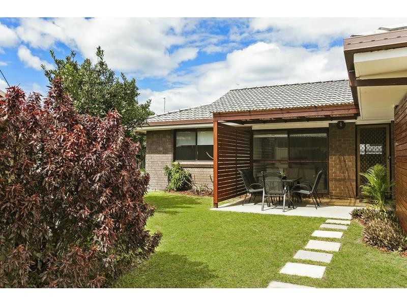 1/24 Adams Avenue, Miami QLD 4220