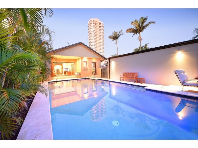 1808 Lower Gold Coast Highway, Burleigh Heads QLD 4220