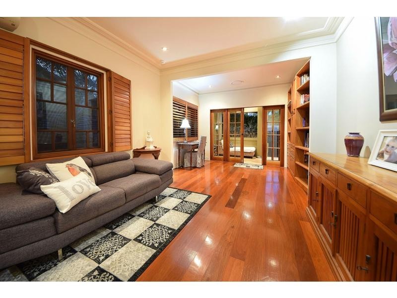 1808 Lower Gold Coast Highway, Burleigh Heads QLD 4220