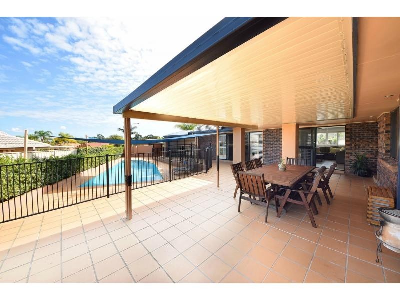 13 Palmwood Court, Burleigh Waters QLD 4220