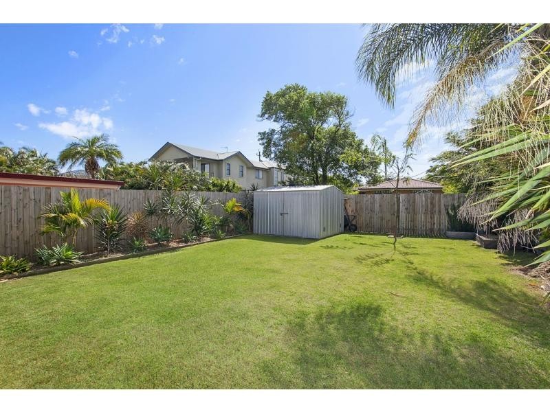 9 Chainey Avenue, Miami QLD 4220
