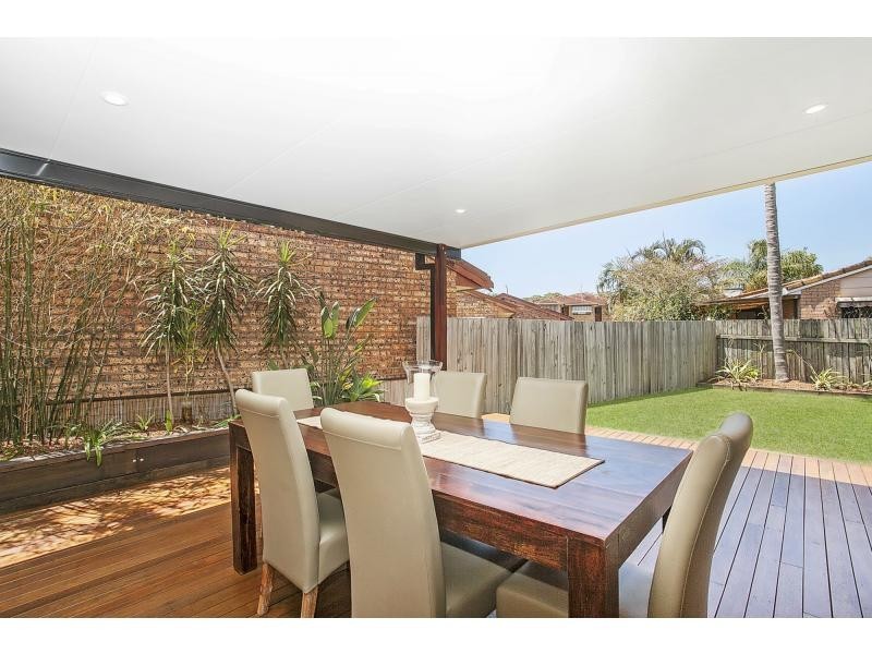 2/7 Peewee Place, Burleigh Waters QLD 4220