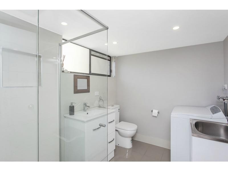 2/7 Peewee Place, Burleigh Waters QLD 4220