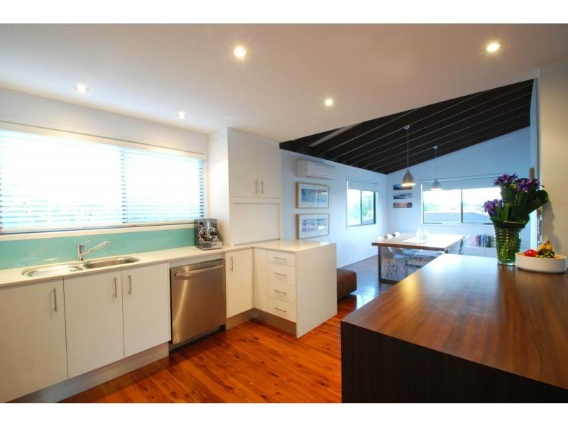 59 Bardon Avenue, Miami QLD 4220