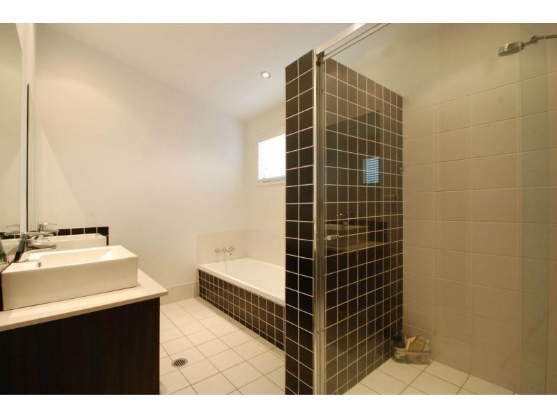 59 Bardon Avenue, Miami QLD 4220