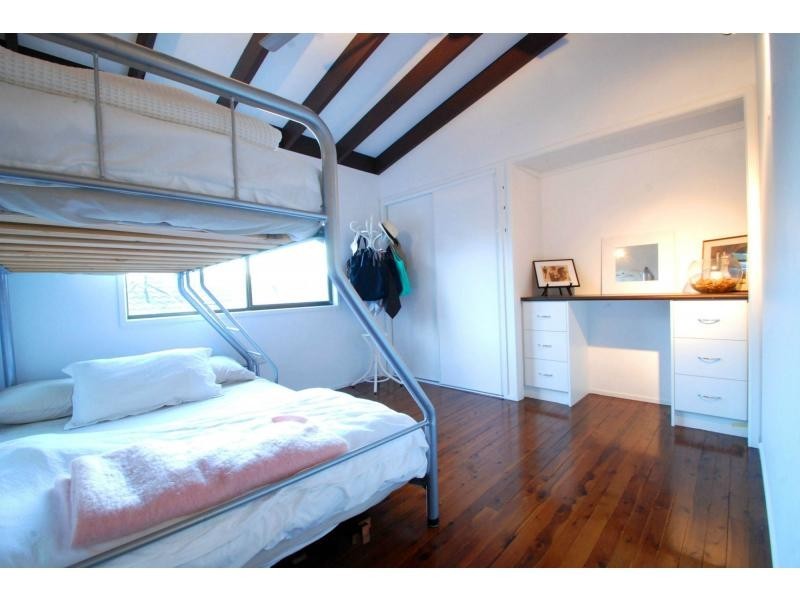 59 Bardon Avenue, Miami QLD 4220