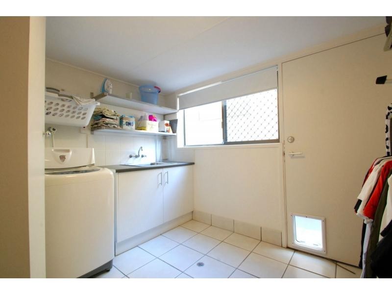 59 Bardon Avenue, Miami QLD 4220