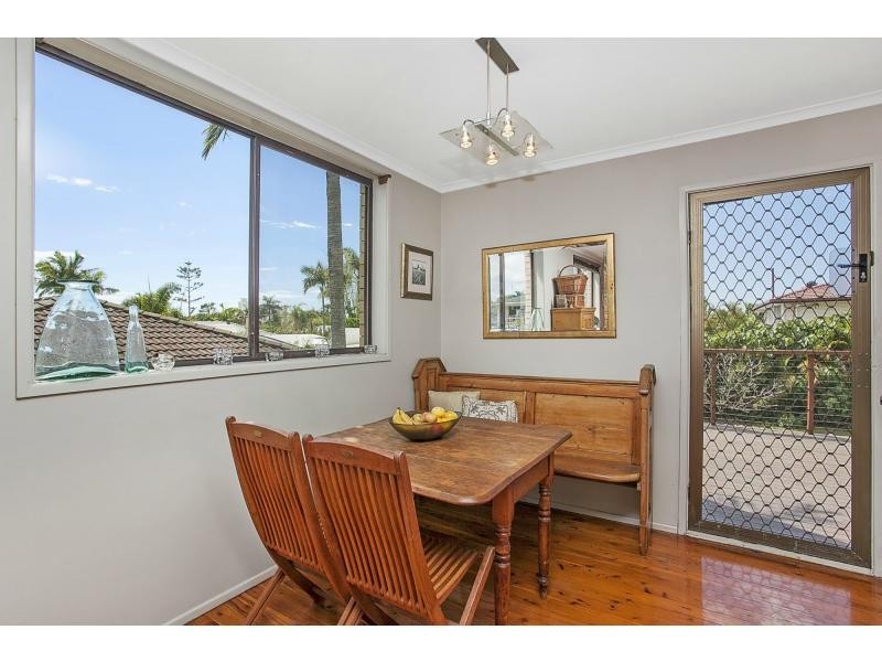 9 Skua Street, Burleigh Waters QLD 4220