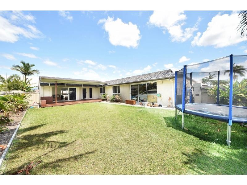 51 Pintail Crescent, Burleigh Waters QLD 4220