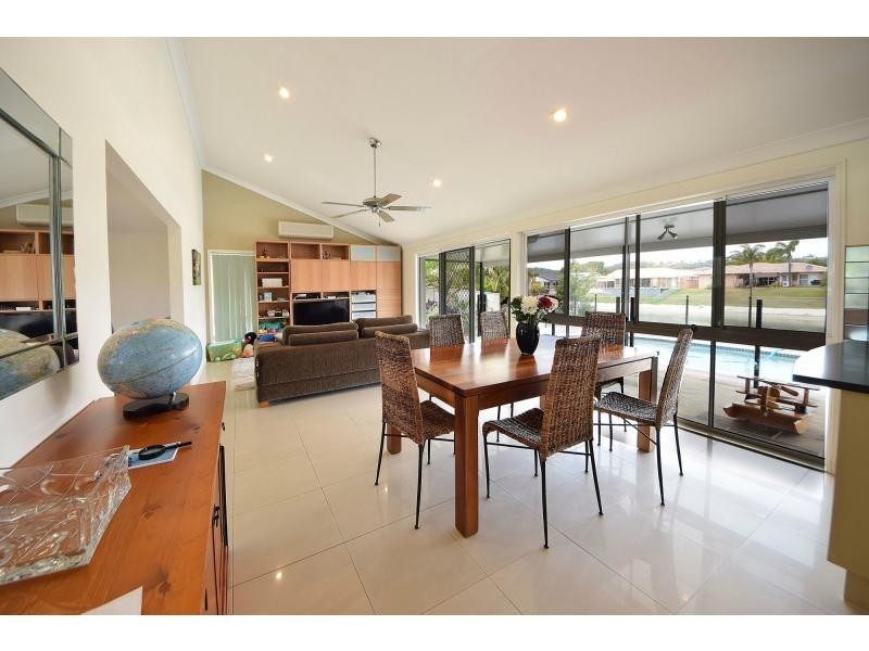 51 Pintail Crescent, Burleigh Waters QLD 4220