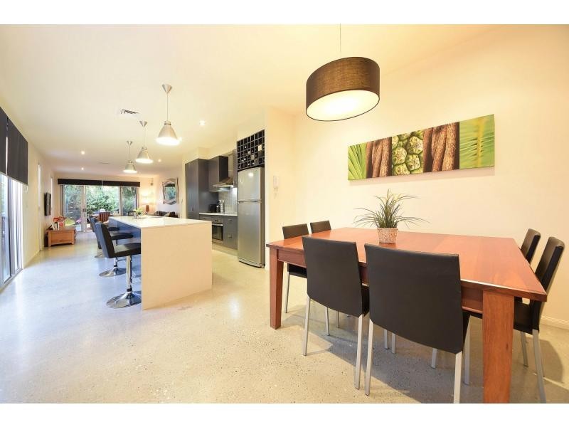 1/21 Chainey Avenue, Miami QLD 4220