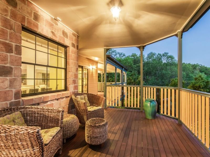 243 West Burleigh Road, Burleigh Heads QLD 4220