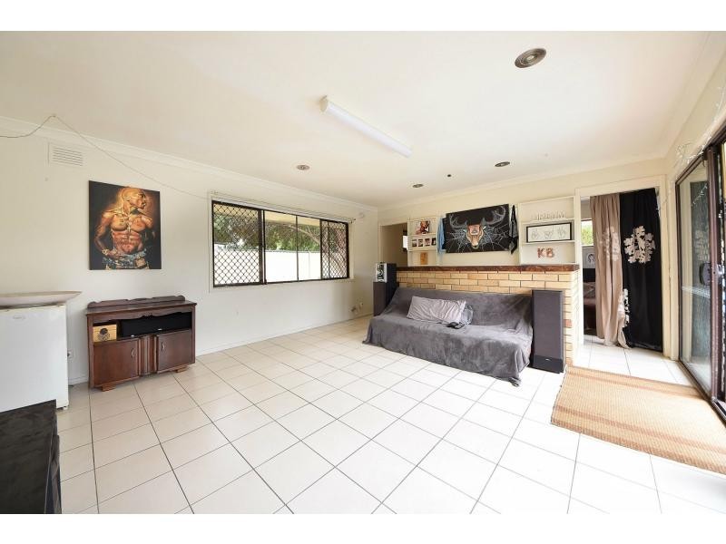 12 Gaye Parade, Miami QLD 4220