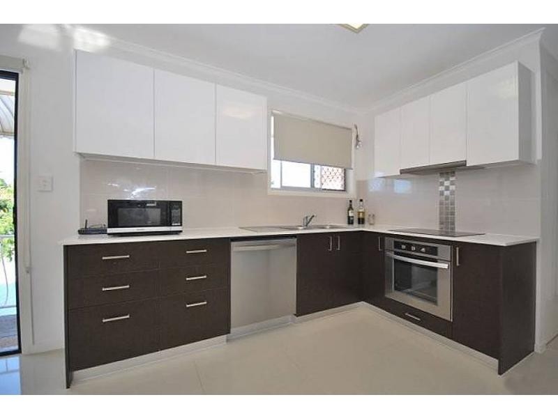 4/21 Messines Crescent, Miami QLD 4220