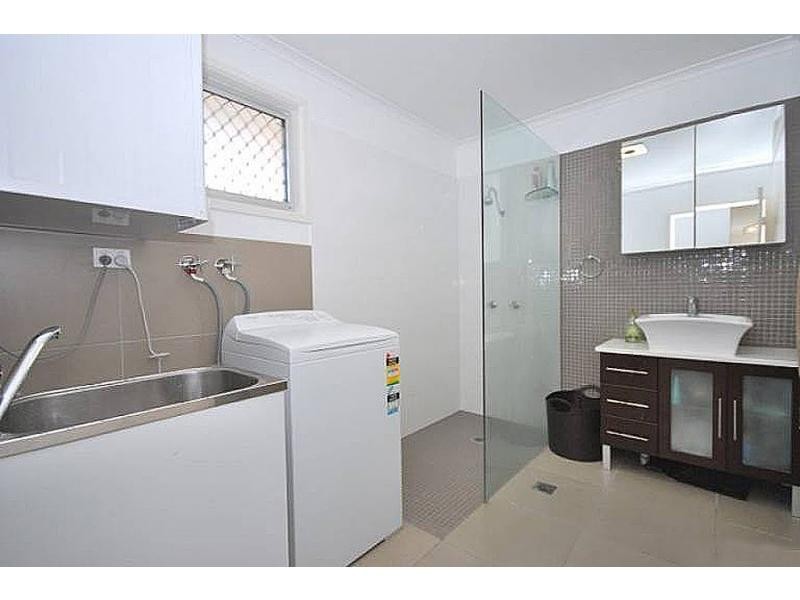 4/21 Messines Crescent, Miami QLD 4220