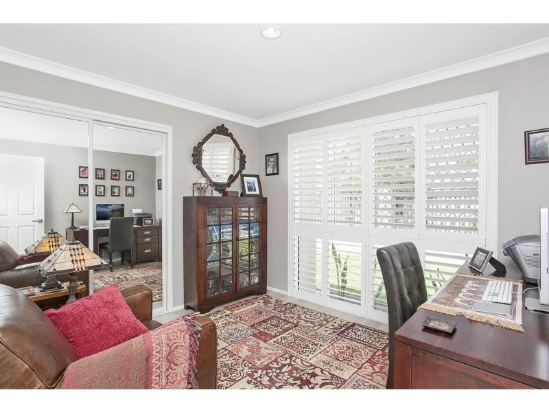 19 Rainbird Close, Burleigh Waters QLD 4220