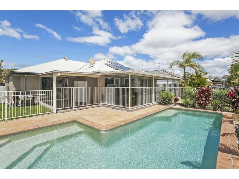 19 Rainbird Close, Burleigh Waters QLD 4220
