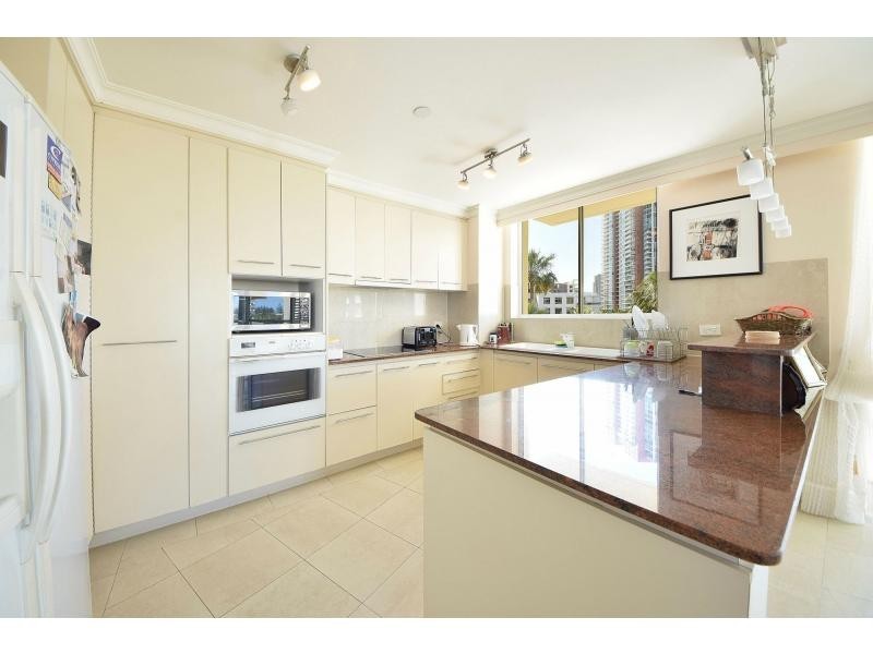 C5-4/75 Brighton Parade, Southport QLD 4215