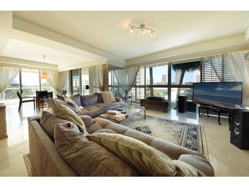 C5-4/75 Brighton Parade, Southport QLD 4215