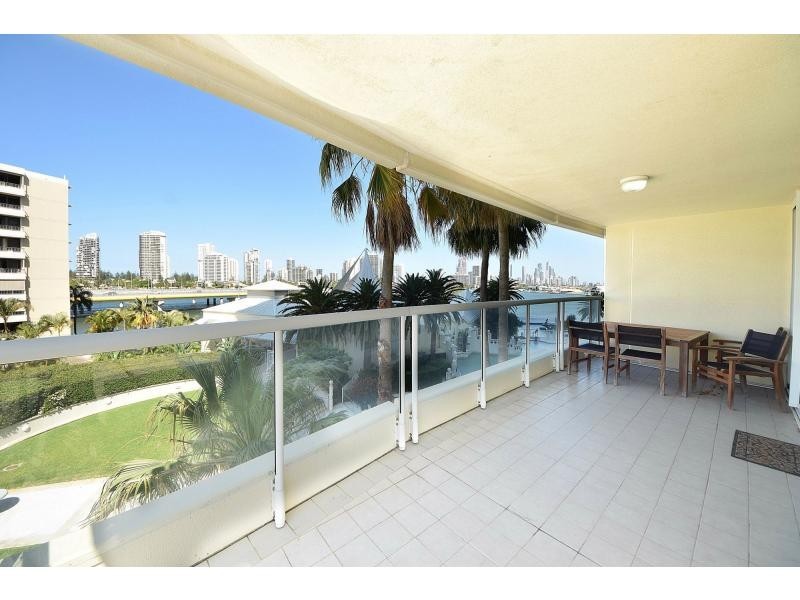 C5-4/75 Brighton Parade, Southport QLD 4215