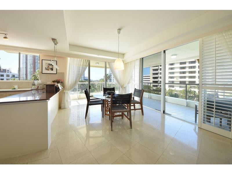 C5-4/75 Brighton Parade, Southport QLD 4215