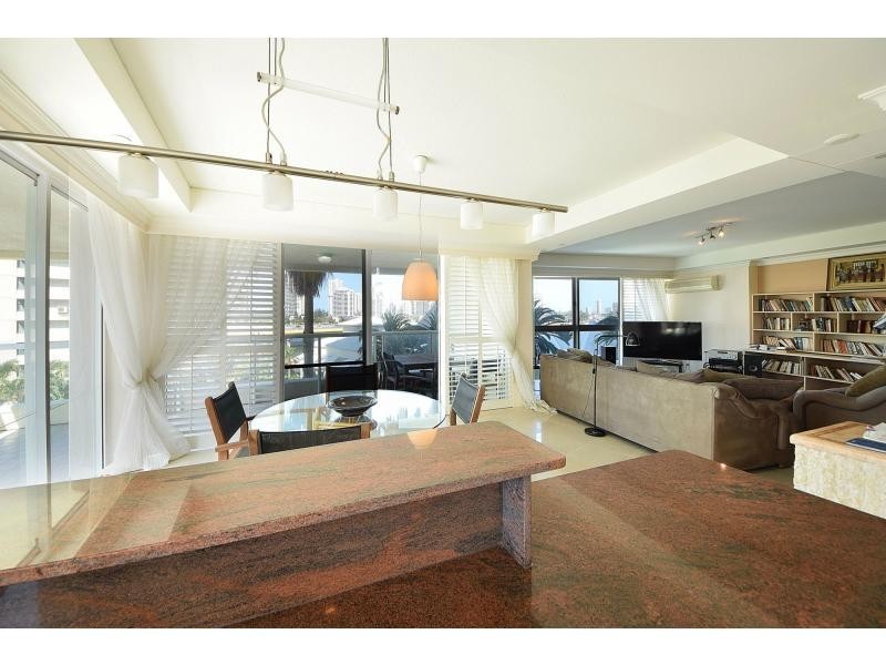 C5-4/75 Brighton Parade, Southport QLD 4215