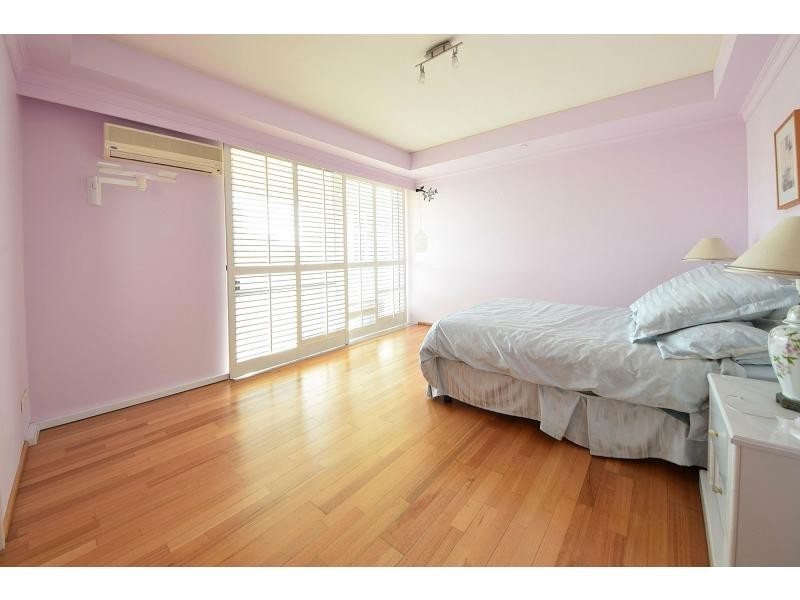 C5-4/75 Brighton Parade, Southport QLD 4215