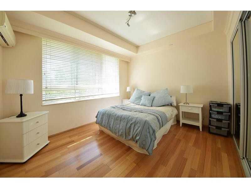 C5-4/75 Brighton Parade, Southport QLD 4215