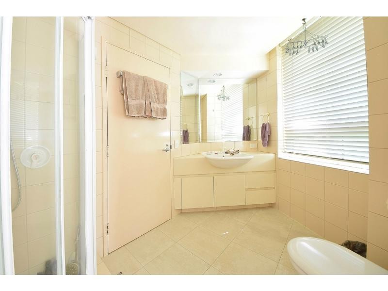 C5-4/75 Brighton Parade, Southport QLD 4215