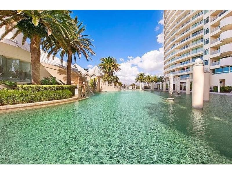 C5-4/75 Brighton Parade, Southport QLD 4215